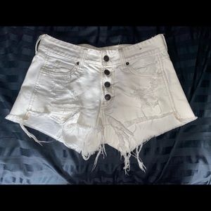 Women’s Abercrombie and Fitch White Shorts